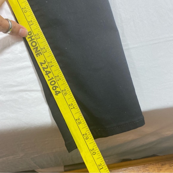 Levi’s Strauss 711 Skinny Jeans Black High Rise 31” Waist Woman’s skinny jeans - Picture 6 of 8